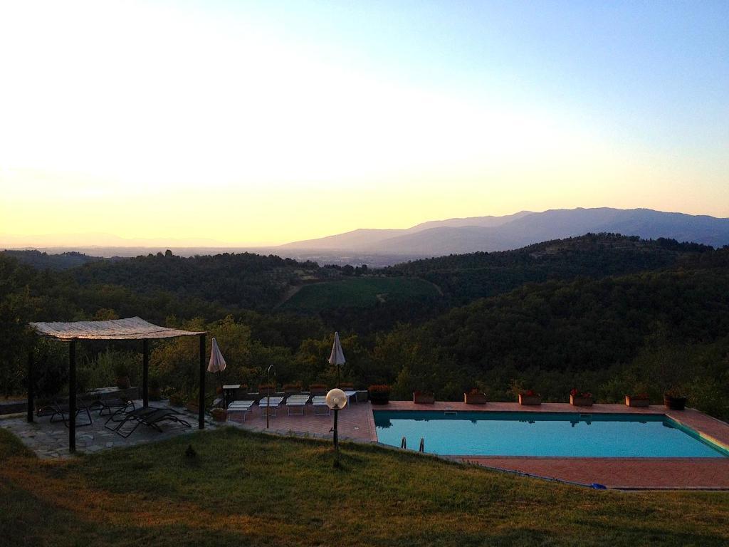 Agriturismo Fattoria Di Gratena Arezzo Exterior foto